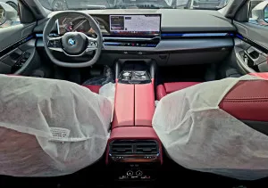 2026 BMW 5-Series 520i
