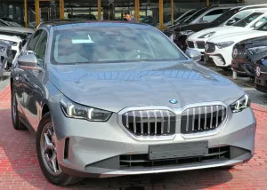 2026 BMW 5-Series 520i