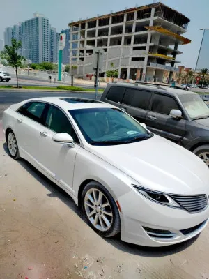 2016 Lincoln MKZ Select
