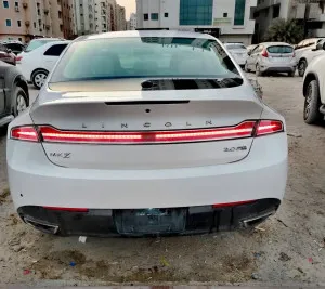 2016 Lincoln MKZ Select