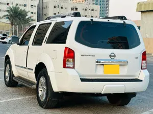 2008 نيسان باثفايندر SL