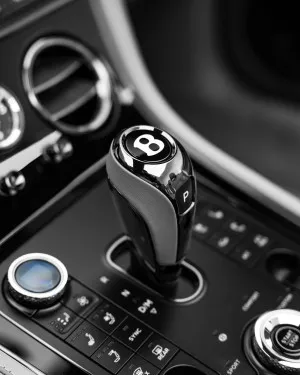 2025 بنتلي كونتيننتال Mulliner