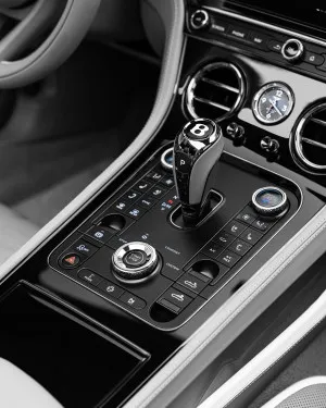 2025 بنتلي كونتيننتال Mulliner