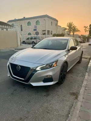 2019 Nissan Altima SR