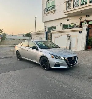 2019 Nissan Altima SR