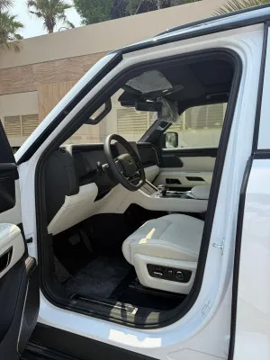 2025 روكس ٠١