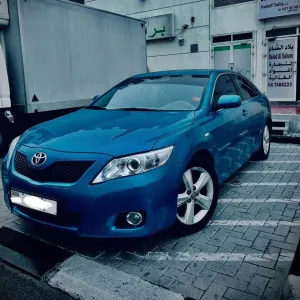 2011 تويوتا كامري LE