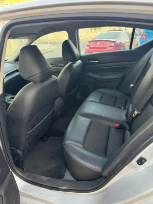 2019 Nissan Altima SR