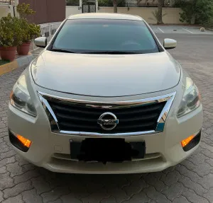 2015 نيسان آلتيما S