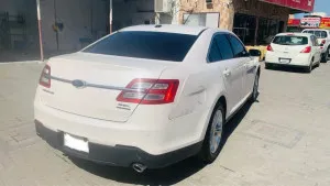2015 Ford Taurus Limited