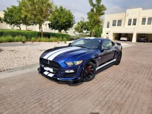 2015 فورد موستانج V6