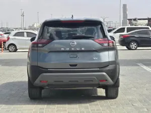2022 نيسان روج SL