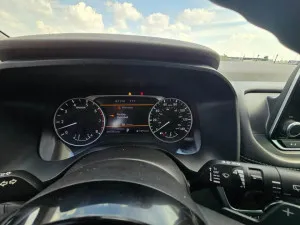 2022 نيسان روج SL