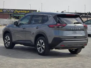 2022 نيسان روج SL