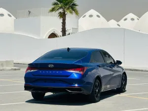2022 هيونداي النترا SE