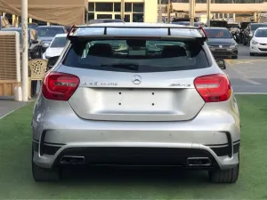 2014 مرسيدس-بنز الفئة - A A45 AMG