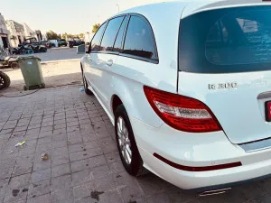 2011 Mercedes-Benz R-Class R300