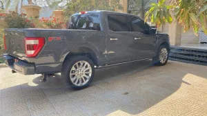 2021 فورد أف ١٥٠ Lariat