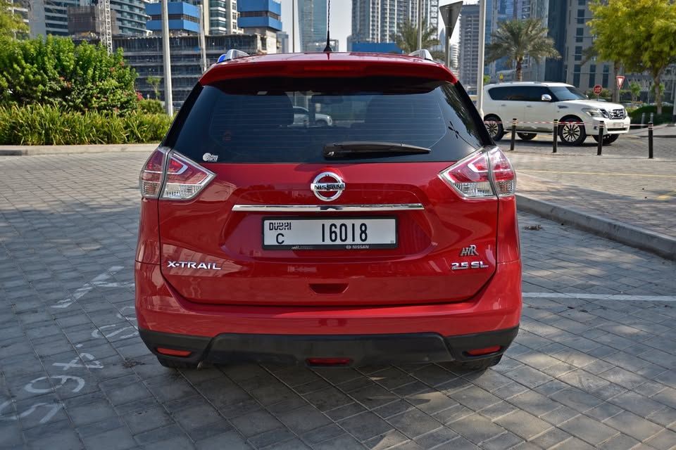 2017 نيسان اكس تريل SL