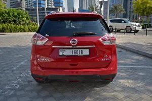 2017 نيسان اكس تريل SL