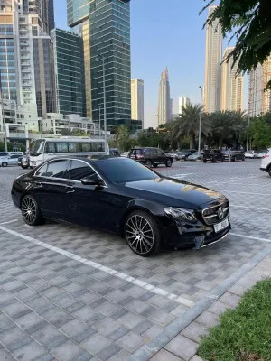2017 مرسيدس-بنز الفئة - E E300