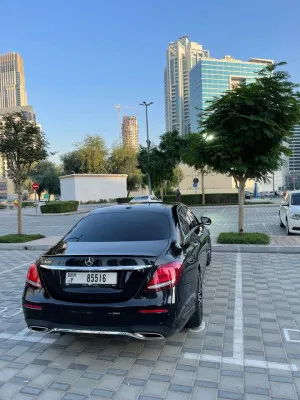 2017 مرسيدس-بنز الفئة - E E300
