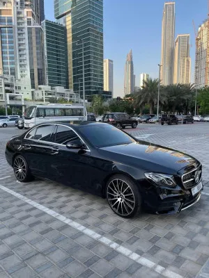 2017 مرسيدس-بنز الفئة - E E300