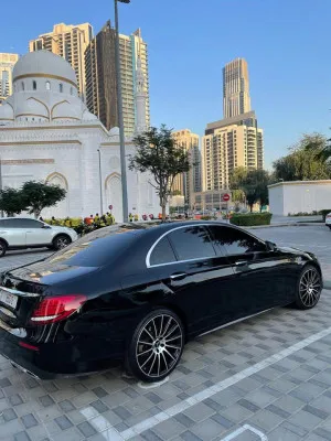 2017 مرسيدس-بنز الفئة - E E300