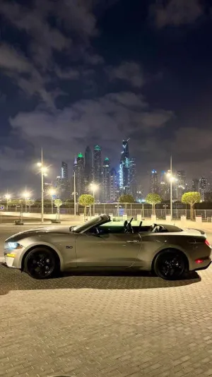 2023 فورد موستانج GT Premium Convertible