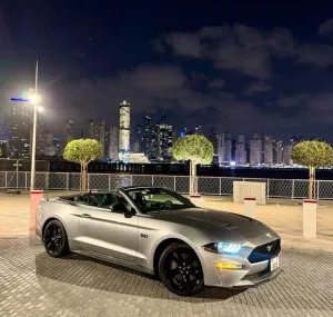 2023 فورد موستانج GT Premium Convertible