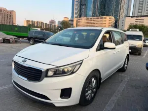 2019 كيا كارنفال LX with Seat Package