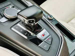 2017 اودي اس ٥ Premium Plus