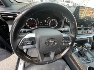2023 تويوتا لاند كروزر VXR