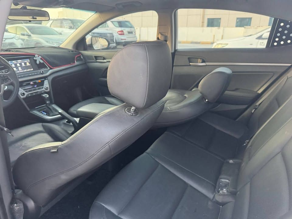 2016 Hyundai Avante SE