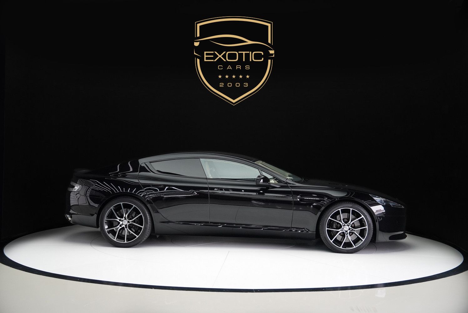 2014 استون مارتن رابيد Luxury