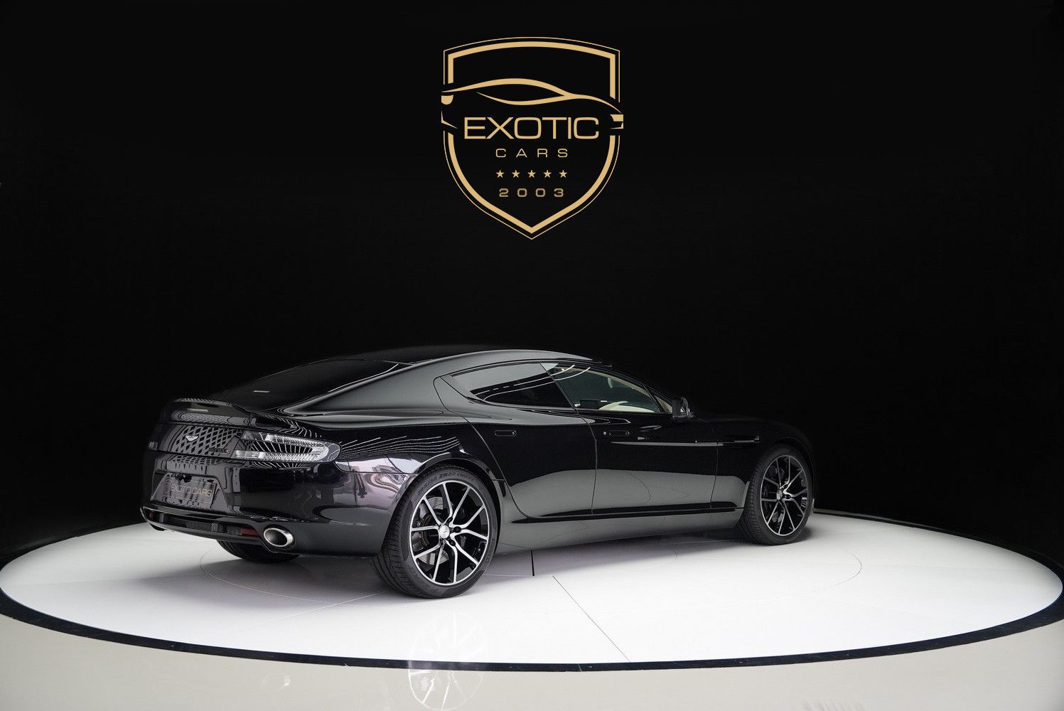 2014 استون مارتن رابيد Luxury