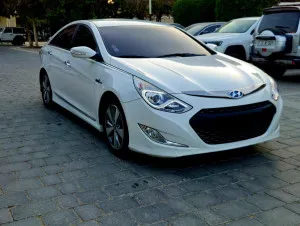 2012 Hyundai Sonata HyBird