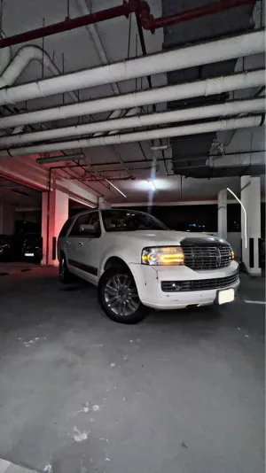 2008 لينكولن نافيجيتور Black Label L