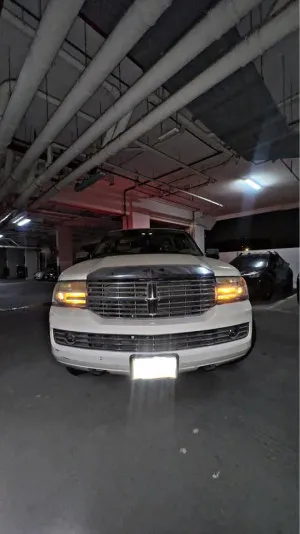 2008 لينكولن نافيجيتور Black Label L