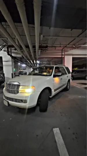 2008 لينكولن نافيجيتور Black Label L