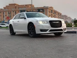 2015 كرايسلر ٣٠٠ C