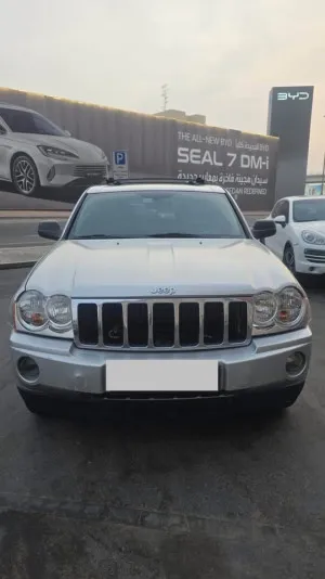 2005 جييب جراند شيروكي SRT