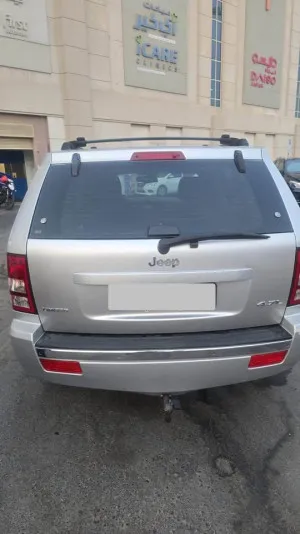 2005 جييب جراند شيروكي SRT