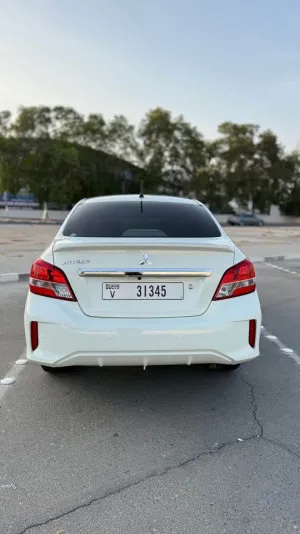 2022 ميتسوبيشي آتراج HL
