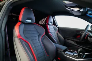 2025 بي أم دابليو ام ٢ Standard