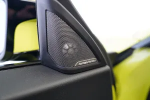 2025 بي أم دابليو ام ٢ Standard