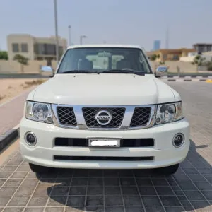 2007 نيسان بترول سوبر سفاري Safari AT