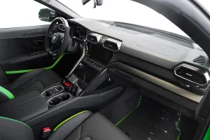 2023 لامبورجيني اوروس Pearl Capsule