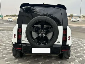 2020 لاند روفر ديفندر 110 HSE