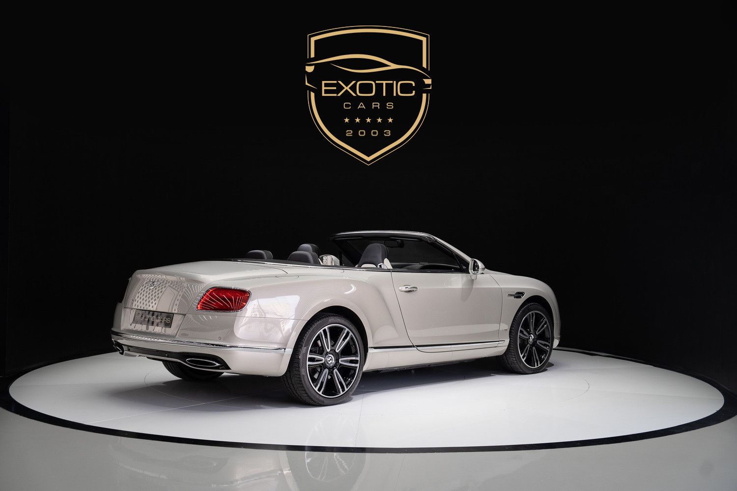 2016 بنتلي كونتيننتال GTC First Edition